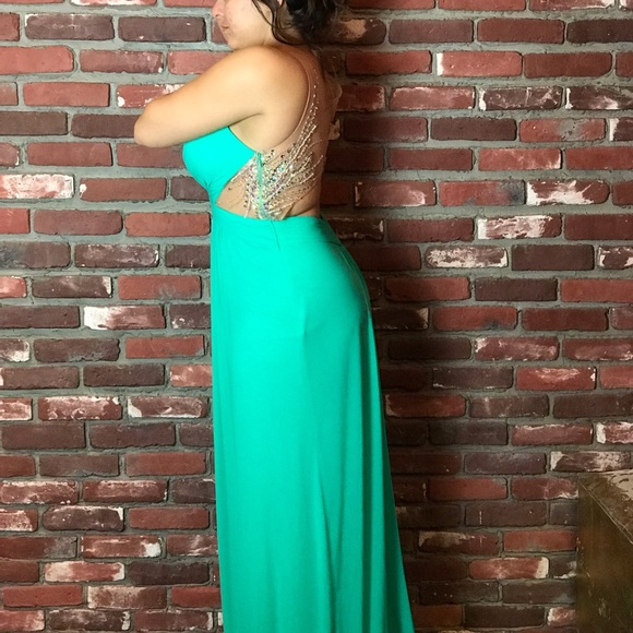 Terani Couture gown, never worn - Picture 6 of 6